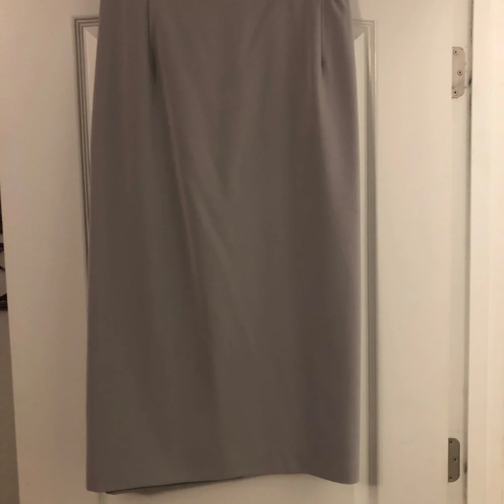 Women’s Francesca Bellini Suit - Picture 9 of 9